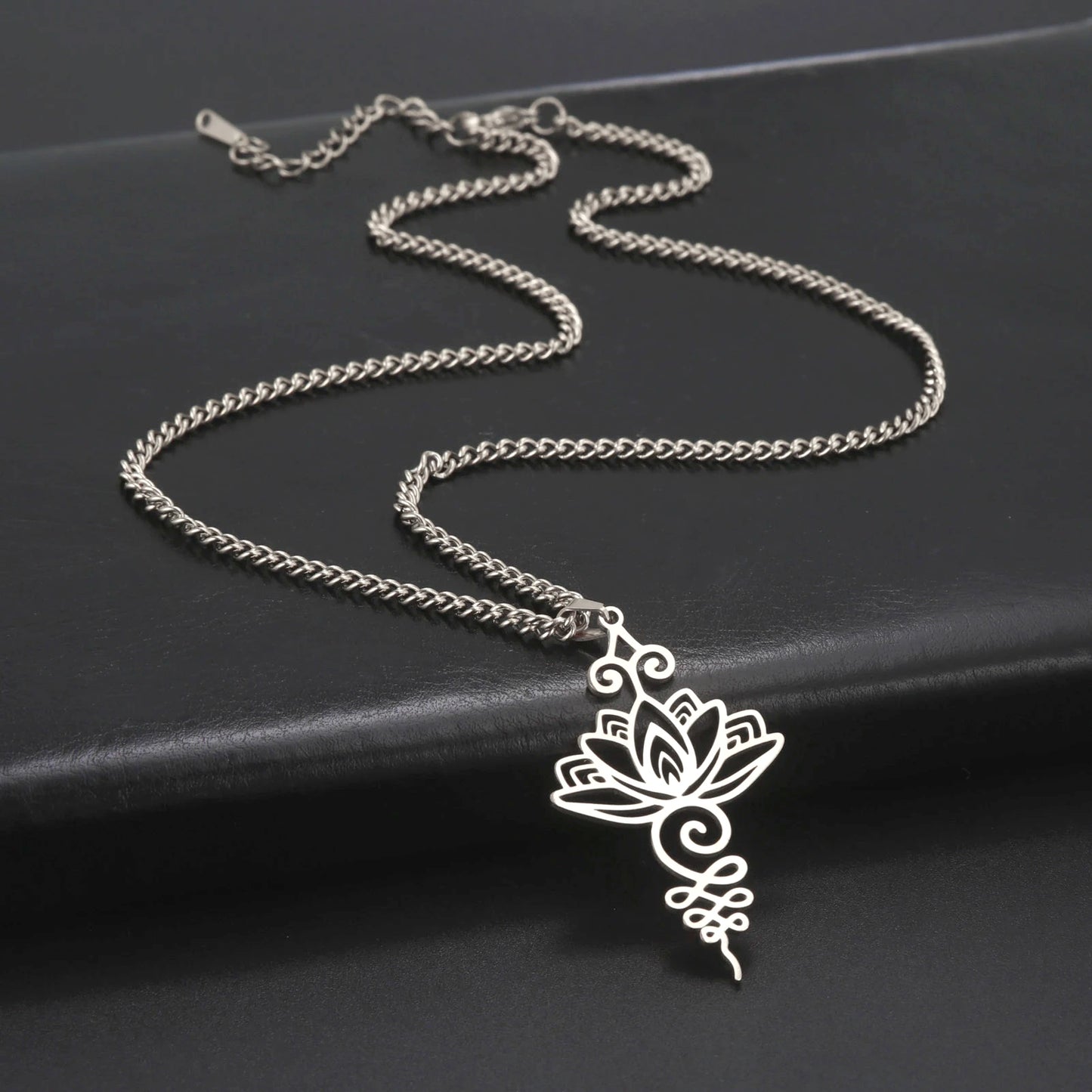 Fleur De Lotus Pendentif