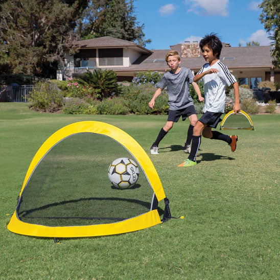 cage_de_foot_jaune_enfants