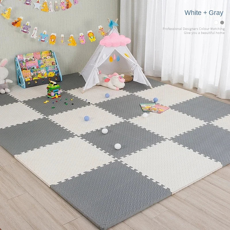 tapis-eveil-bebe-blanc-gris-salle-de-jeu