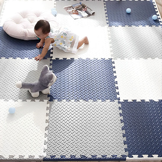 tapis-eveil-bebe-bleu-blanc-vue-dessus