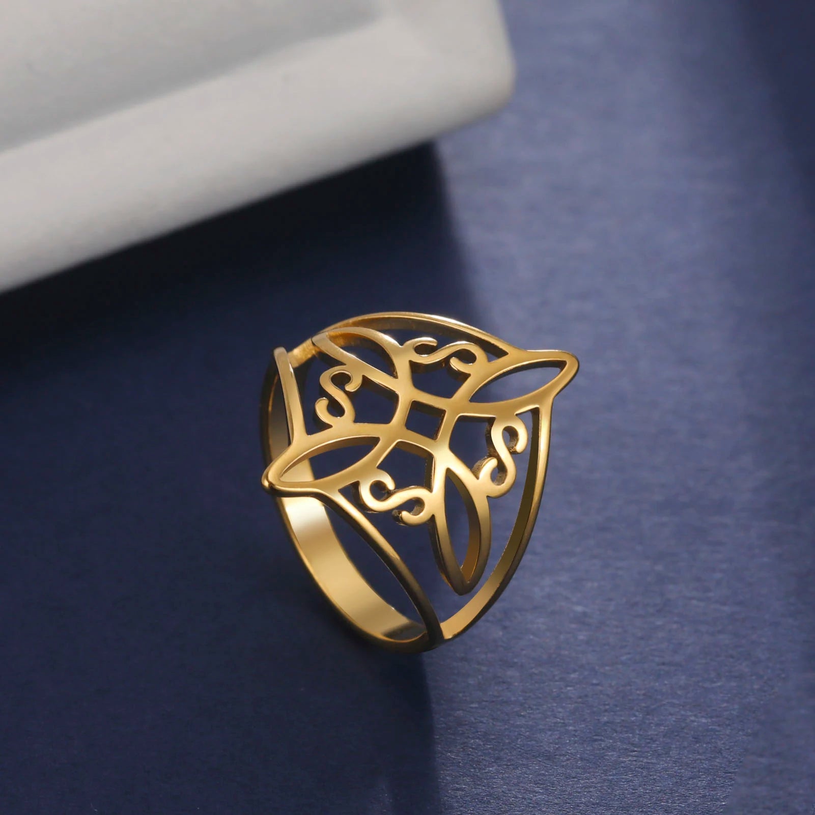 Bague avec nœud de sorcière en Acier Inoxydable, Symbole Bague avec nœud de sorcière en Acier Inoxydable, Symbole